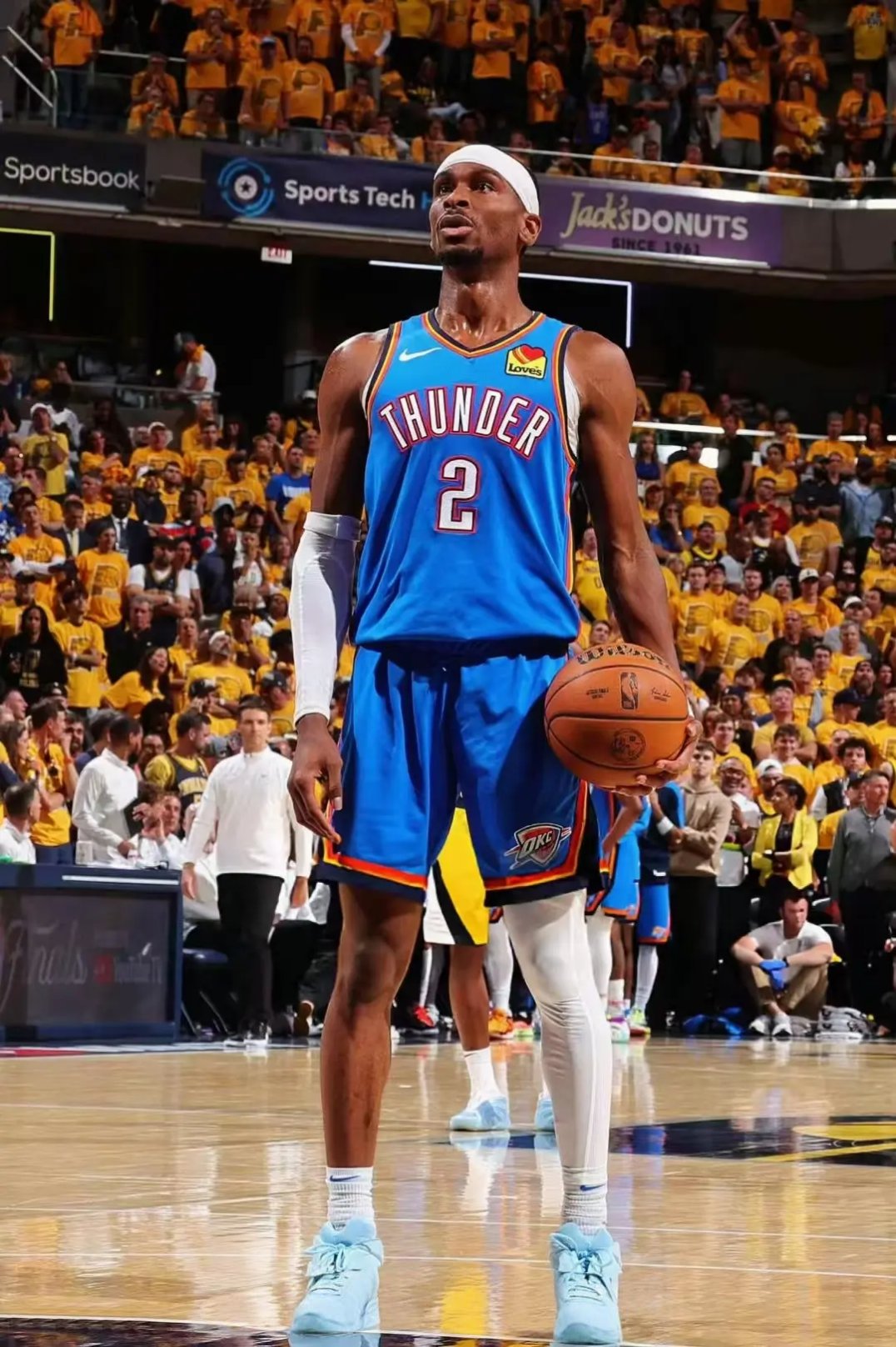 包含爵士完胜步行者，布拉德利打破历史纪录的词条