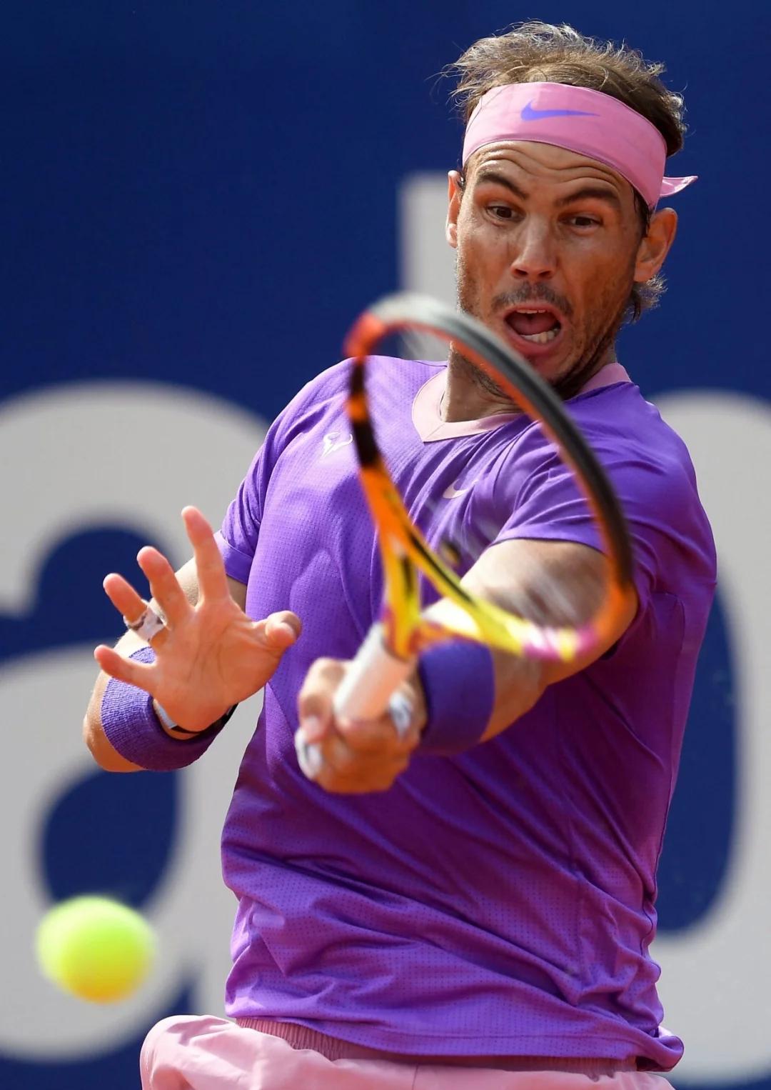 包含法国网球队翻盘西班牙网球队,费德勒统治全场的词条 包含法国网球队翻盘西班牙网球队,费德勒统治全场的词条