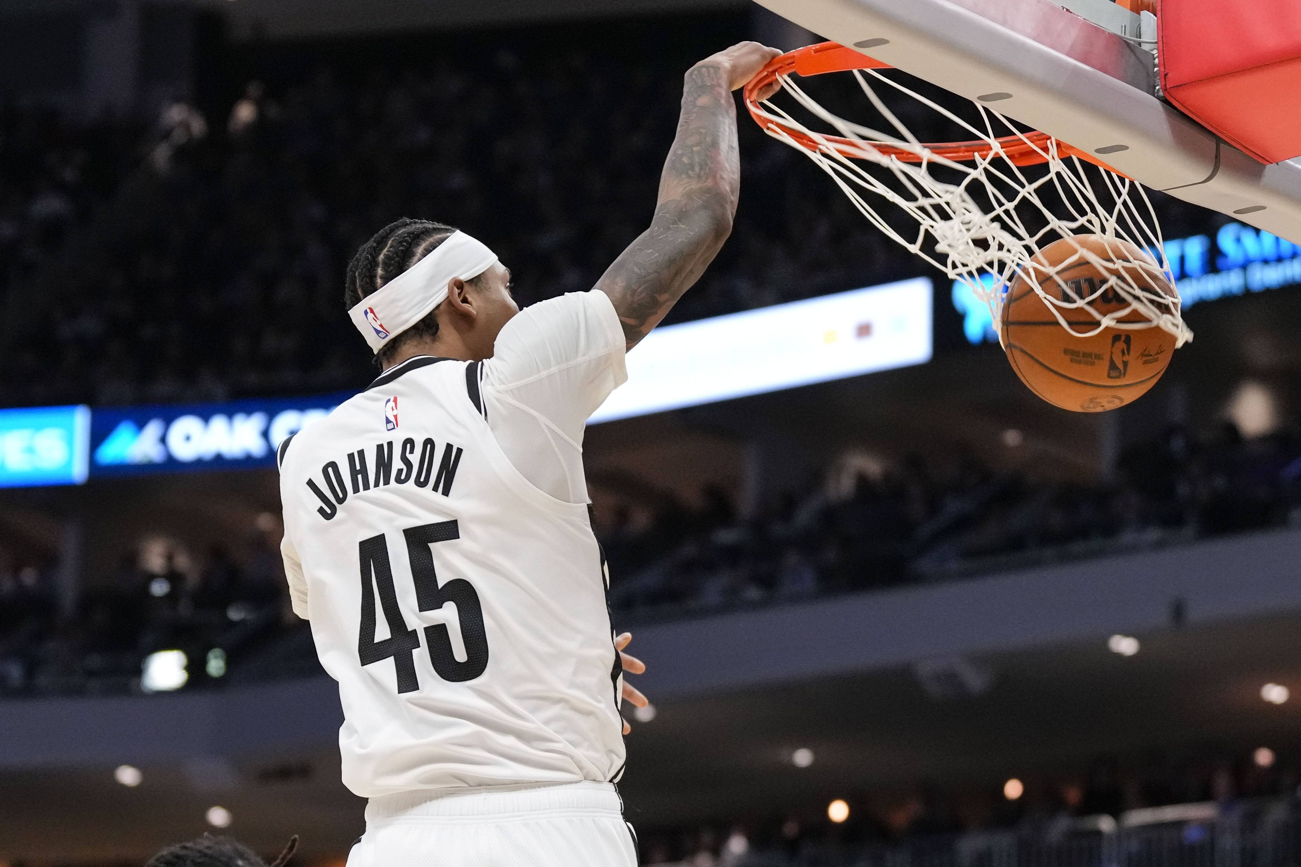 塞尔维亚男篮横扫爵士，拉塞尔绝境逆转