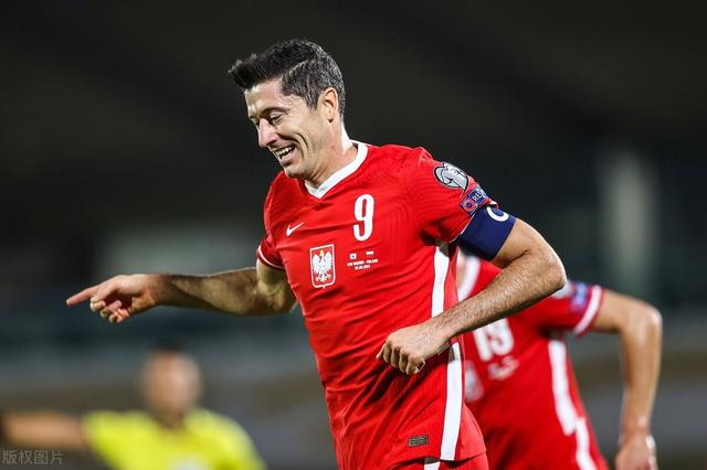 包含匈牙利大胜立陶宛，小组出线形势越发乐观的词条