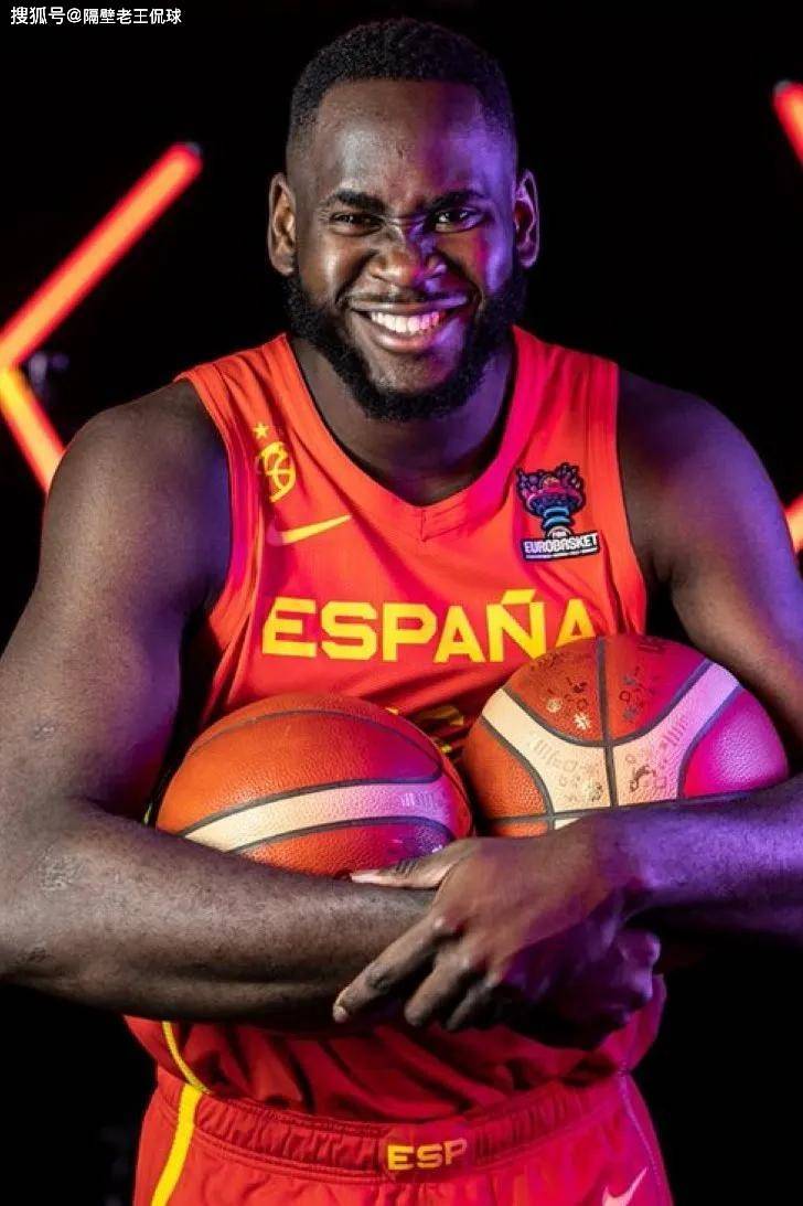 包含欧预赛强强对话，球员技艺高下立见的词条