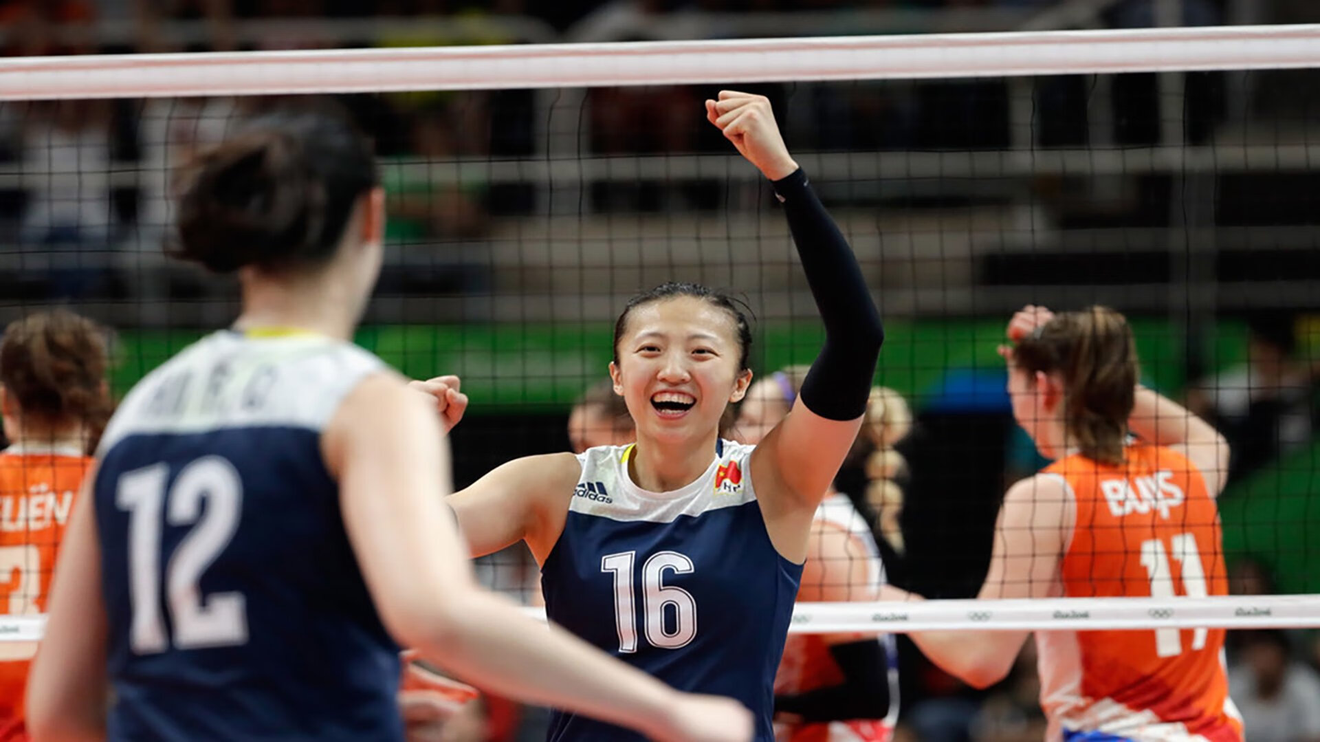 沙漠风暴横扫桑巴，2026世界杯G组关键战，阿联酋碾压巴西，奥斯梅恩带队上演进攻狂潮